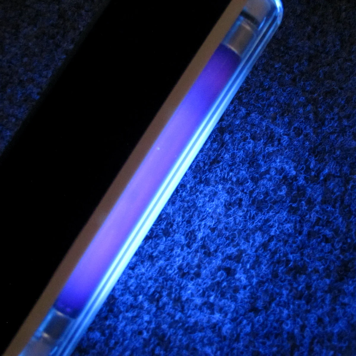 2-In-1 Handheld Portable LED Flashlight Ultraviolet Black Light UV Blacklight - Image 8