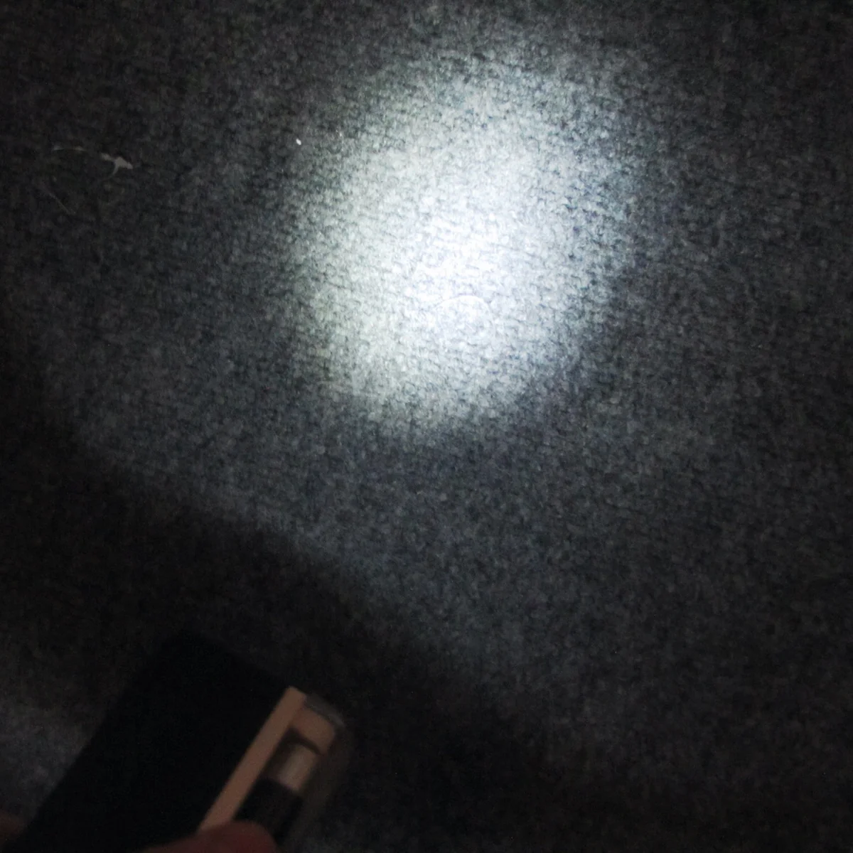 2-In-1 Handheld Portable LED Flashlight Ultraviolet Black Light UV Blacklight - Image 9
