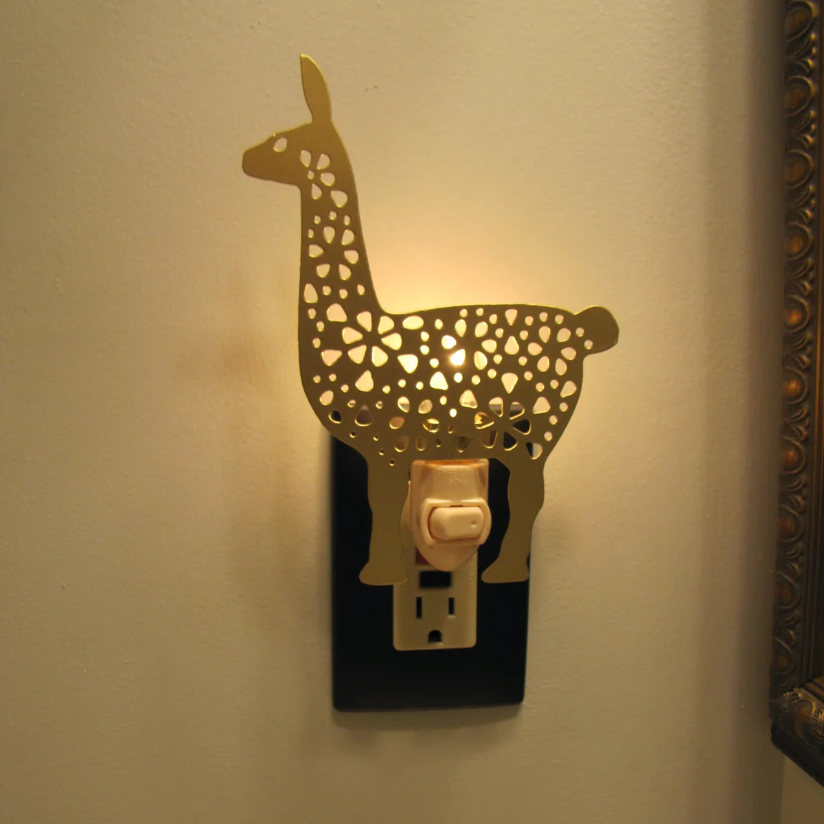 3D Gold Llama Nightlight Kid Plug-In Night Lamp Child Room Decor Bedroom Light - Image 5