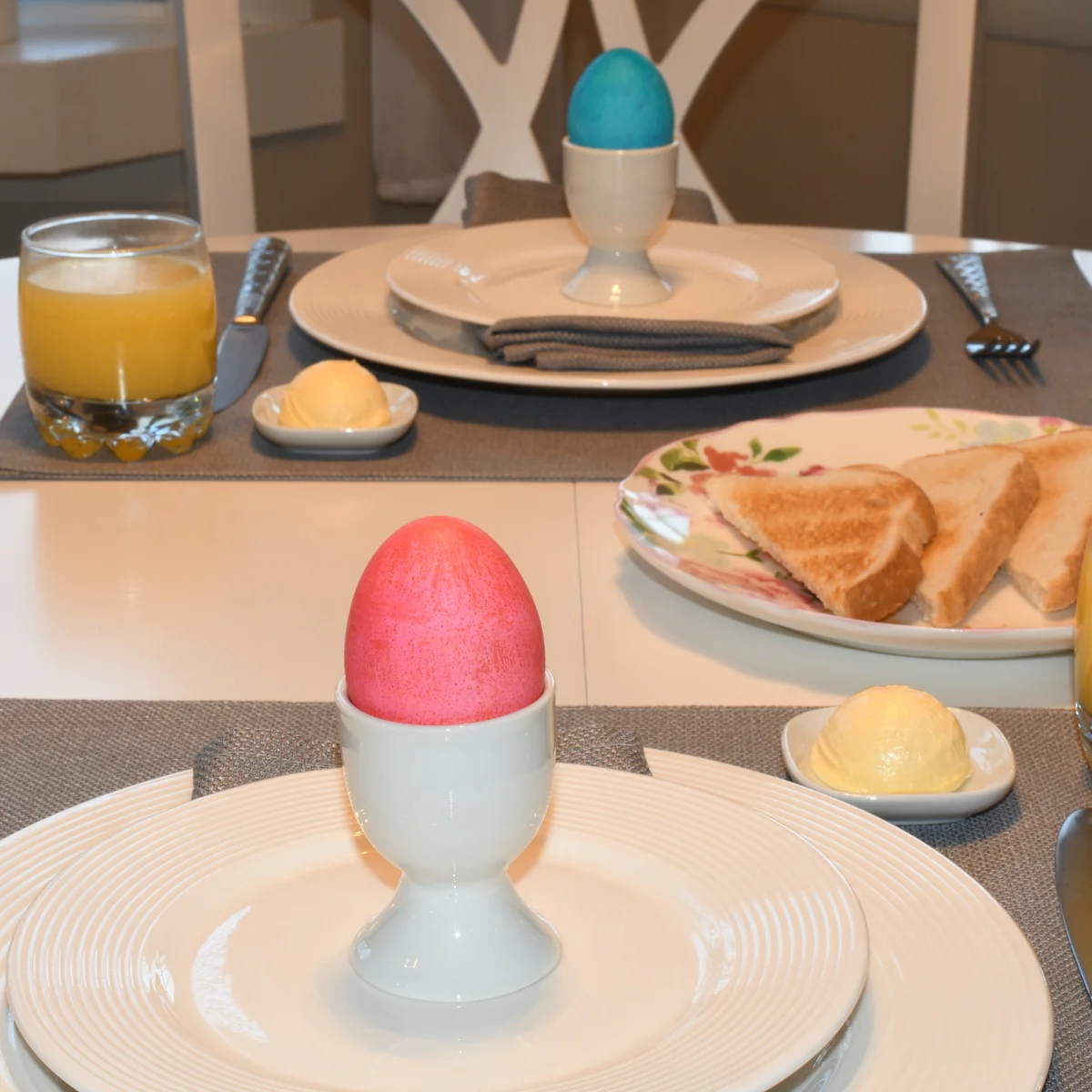 4pc Ceramic Soft Hard Boiled Egg Cup Holder Stand Set White Serving Kitchen Tool - Image 3