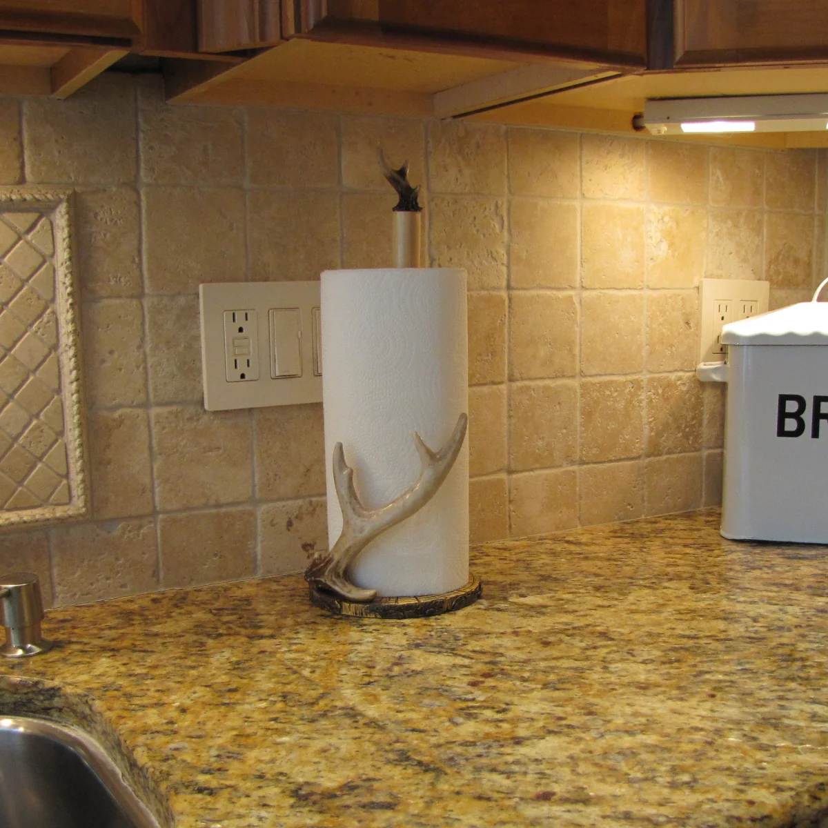 Antler Paper Towel Roll Holder Kitchen Storage Essentials Deer Cabin Home Decor - Image 4