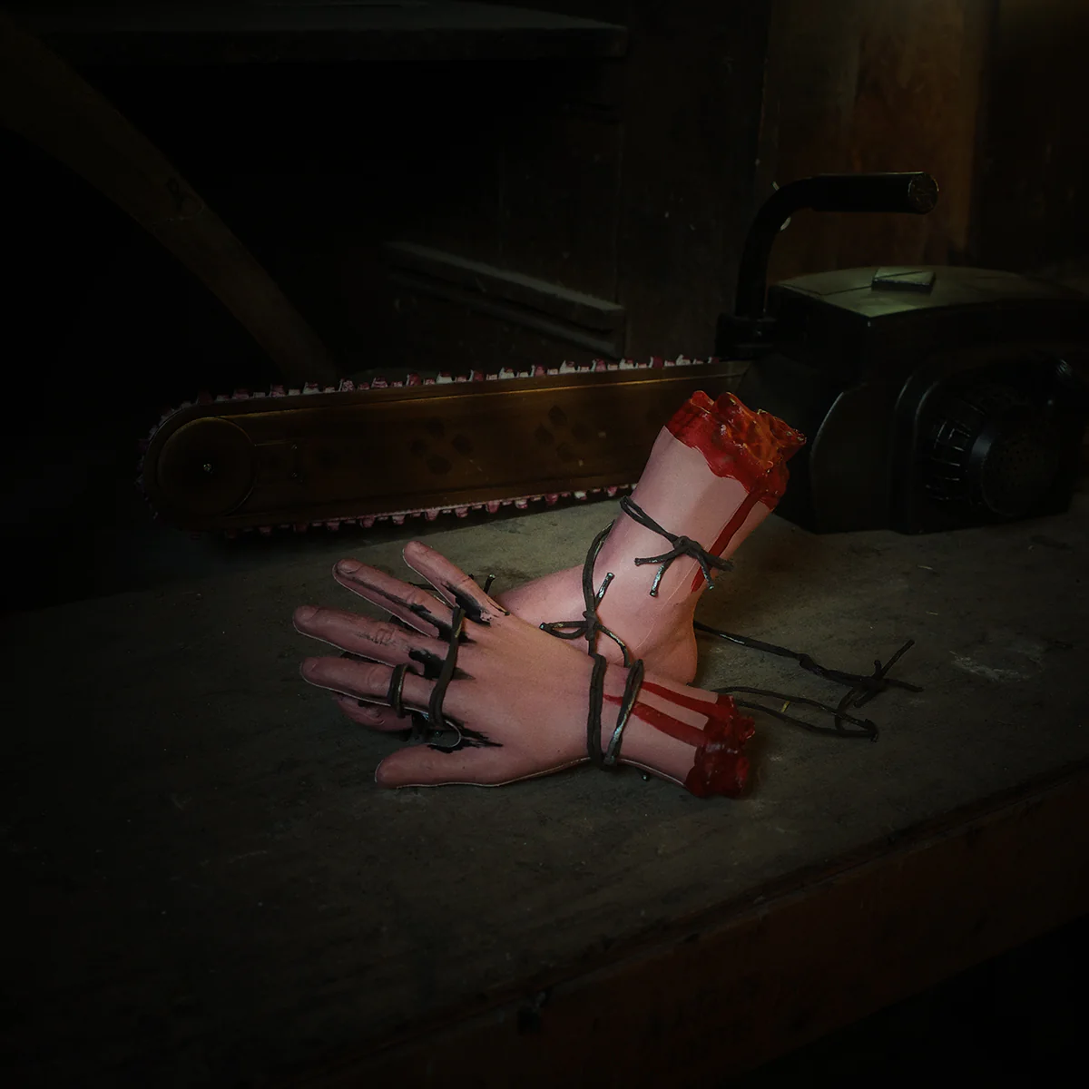 Barbed Wire Severed Limb Hand Bloody Halloween Decor Haunted Horror House Prop - Image 4