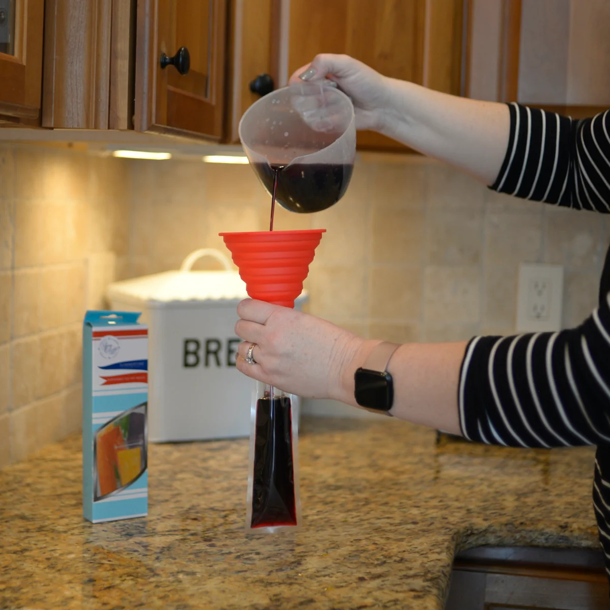 Collapsible Silicone Cooking Funnel Bottle Fill Tool Foldable Kitchen Accessory - Image 5