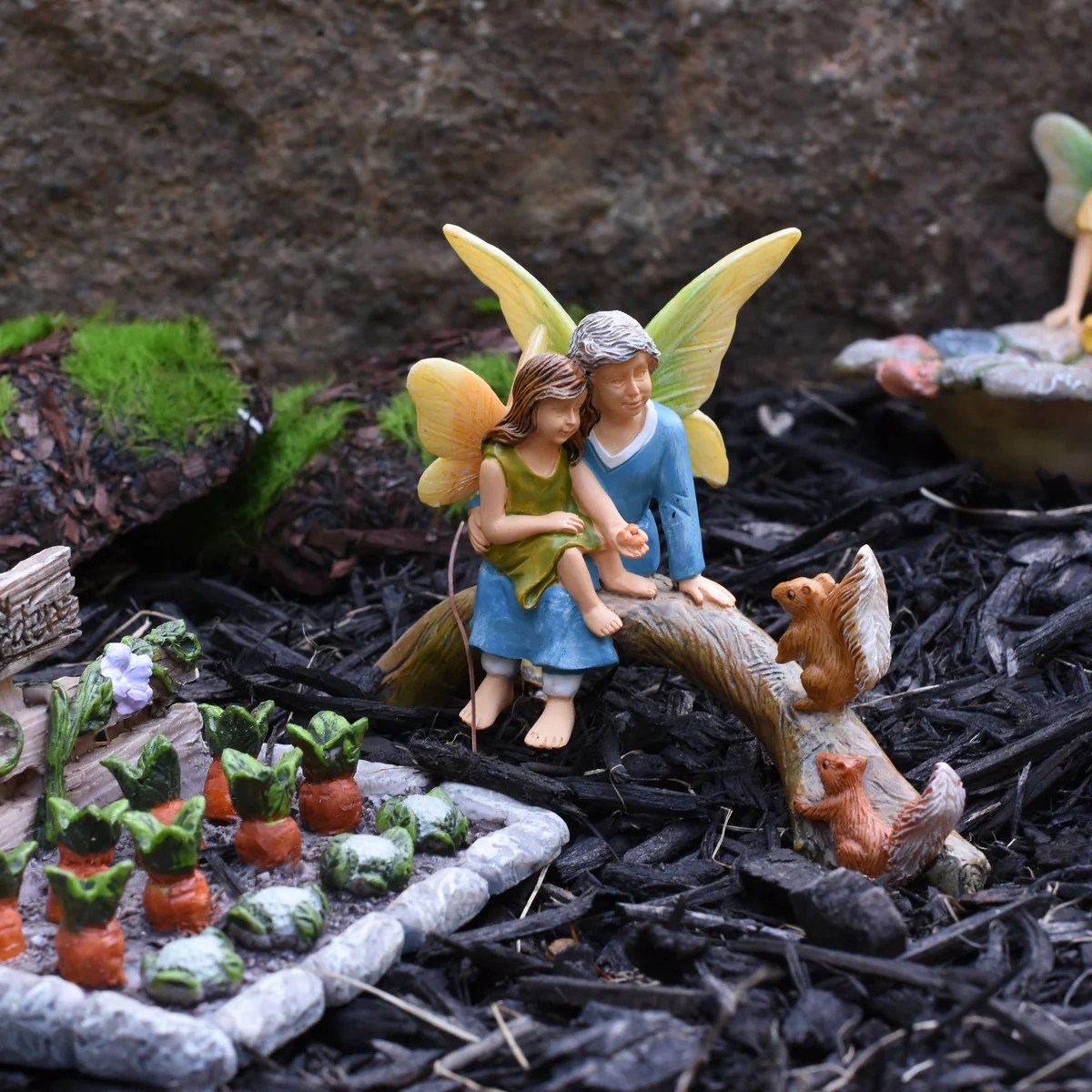 Fairy Girl Grandma Feed Squirrel Mini Garden Figurine Accessory Outdoor Ornament - Image 4