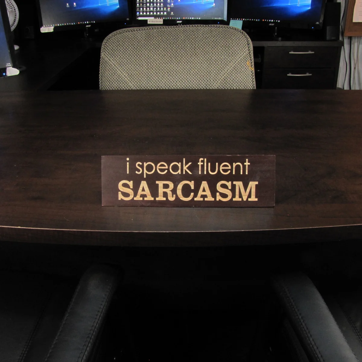 Funny Novelty Sign I Speak Fluent Sarcasm Wood Desk Name Plate Office Gag Gift - Image 4