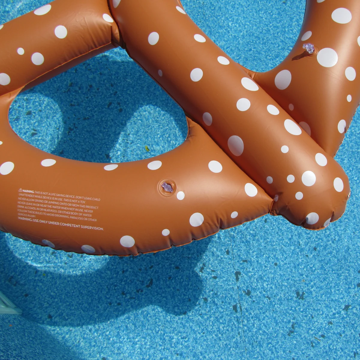 Giant Inflatable Pretzel Swim Pool Water Float Blow Toy Party Raft Novelty Prop - Image 5