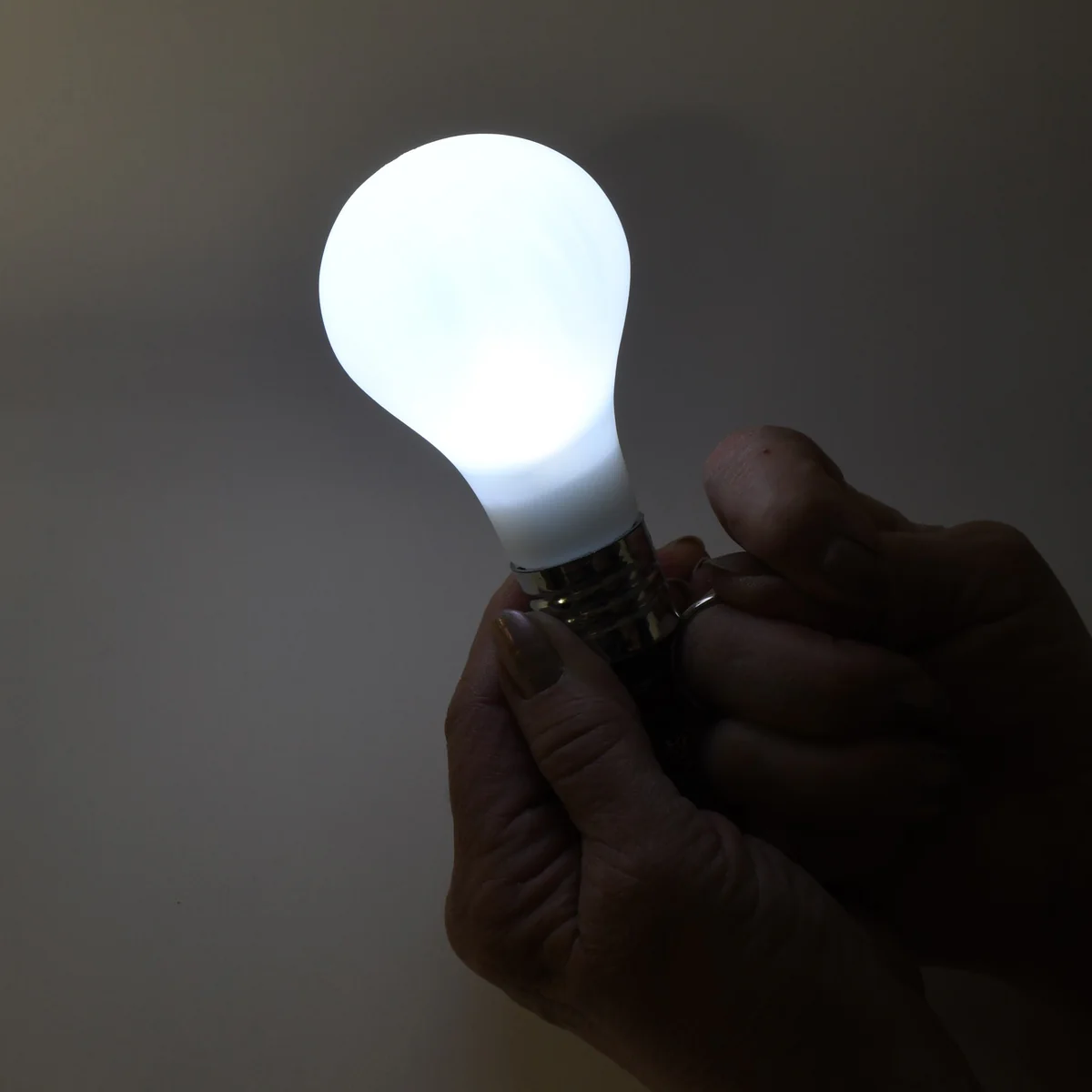 Magic Push Button Light Bulb Magician Trick Comedy Stage Prop Novelty Gag Joke - Image 2