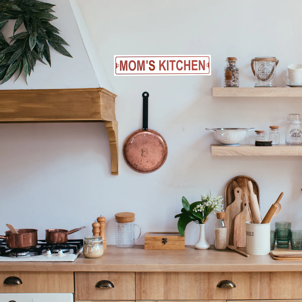 Metal Mom's Kitchen Red Lettering Country Plaque Farmhouse Wall Art Home Decor - Image 4