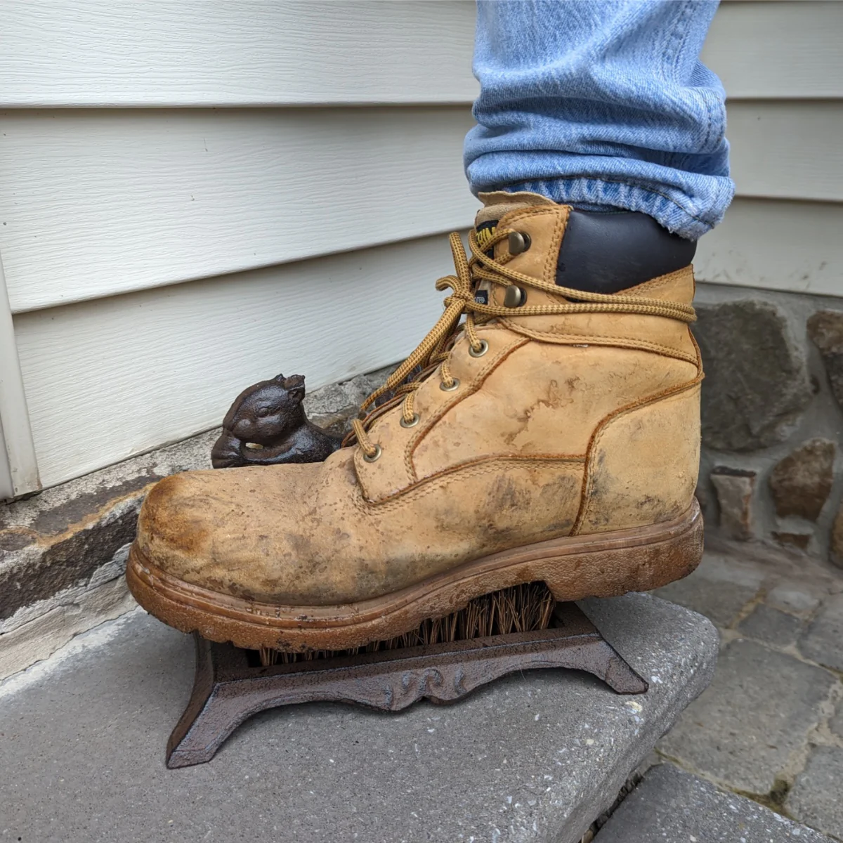 Metal Squirrel Boot Scraper Garden Shoes Brush Outdoor Front Door Porch Decor - Image 4