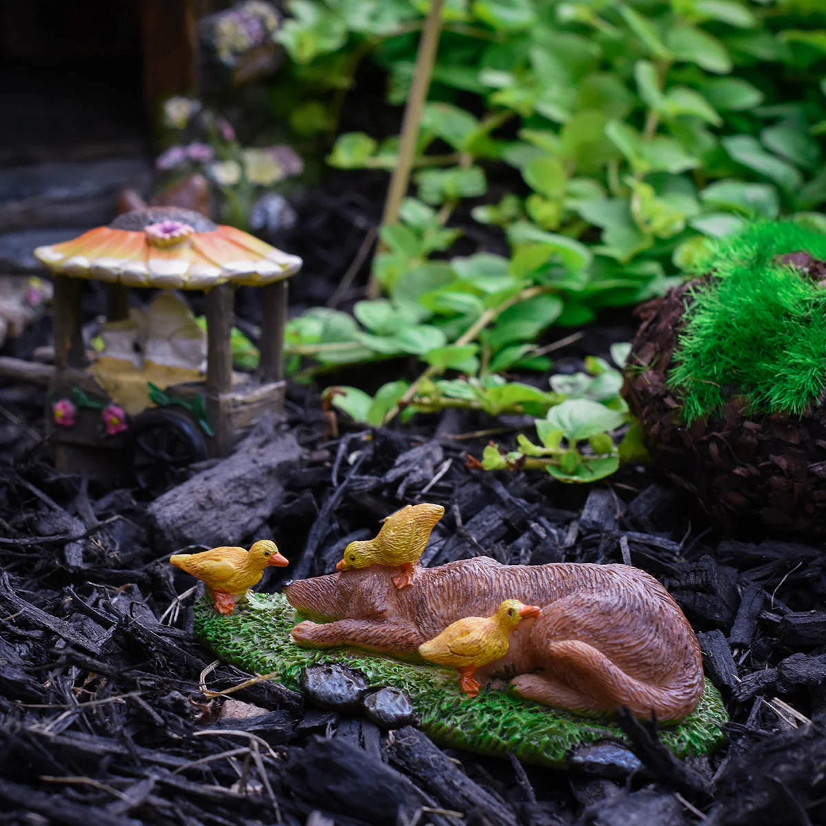 Miniature Dog Ducks Fairy Garden Accessories Pet Statue Golden Retriever Decor - Image 4