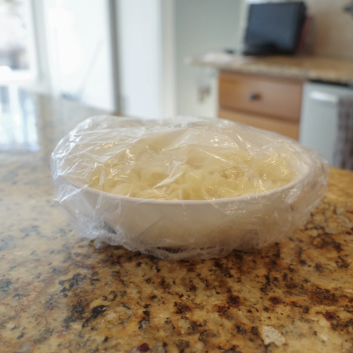 Plastic Clear Dish Bowl Covers Reusable Elastic Disposable Leftover Food Storage - Image 4
