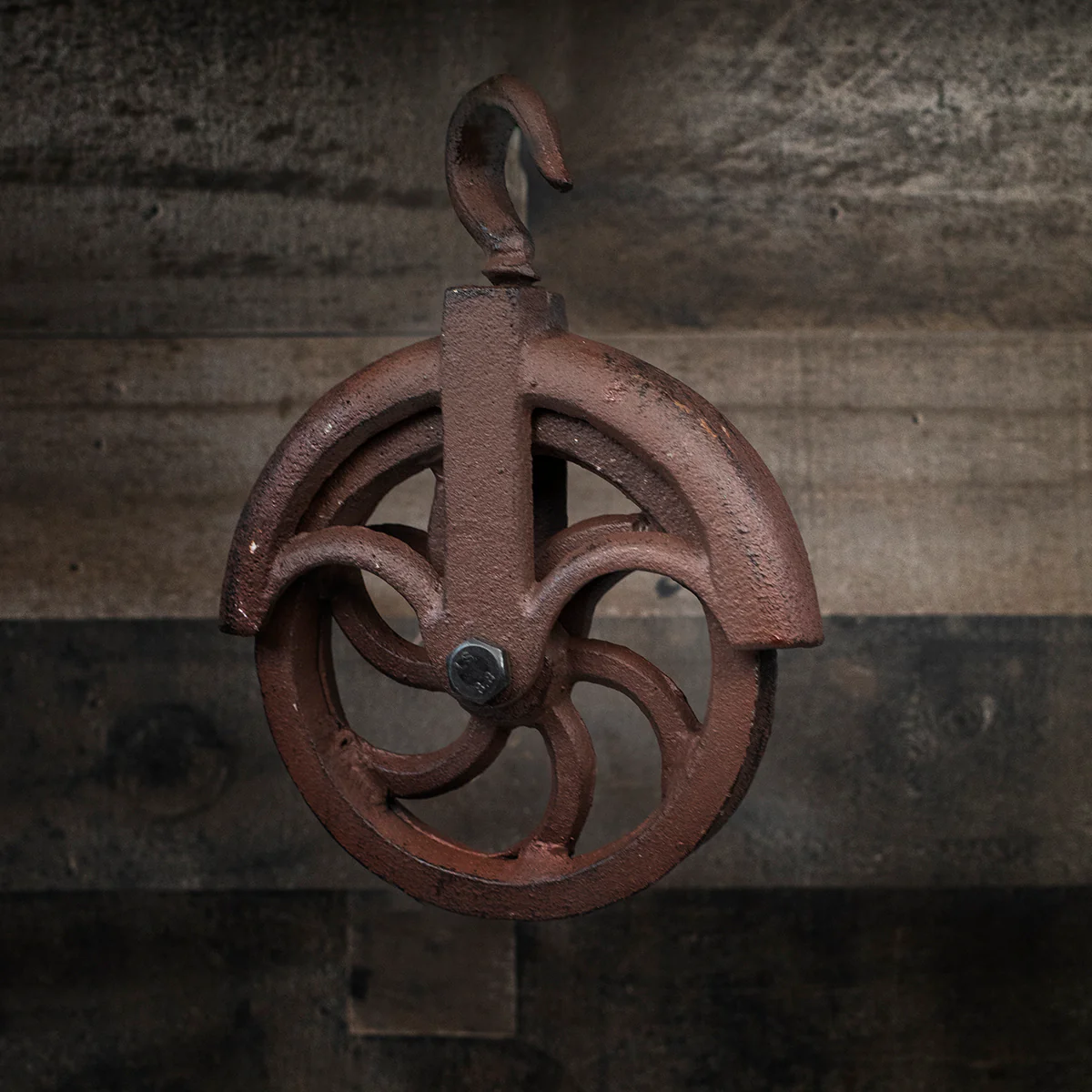 Rustic Cast Iron Hanging Cable Pulley Wheel Hook Farmhouse Country Home Decor - Image 5