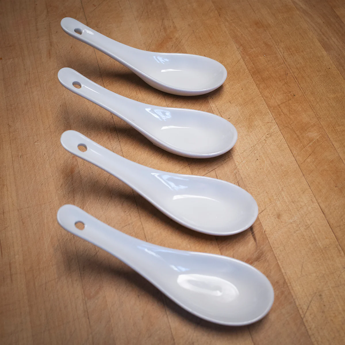 Set 4 White Porcelain Asian Chinese Japanese Food Miso Ramen Spoon Soup Utensil - Image 5