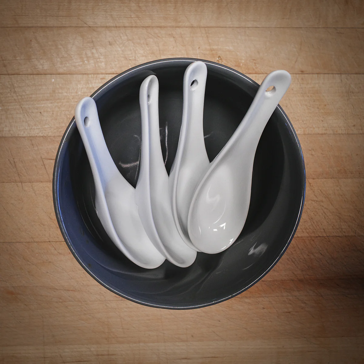 Set 4 White Porcelain Asian Chinese Japanese Food Miso Ramen Spoon Soup Utensil - Image 6