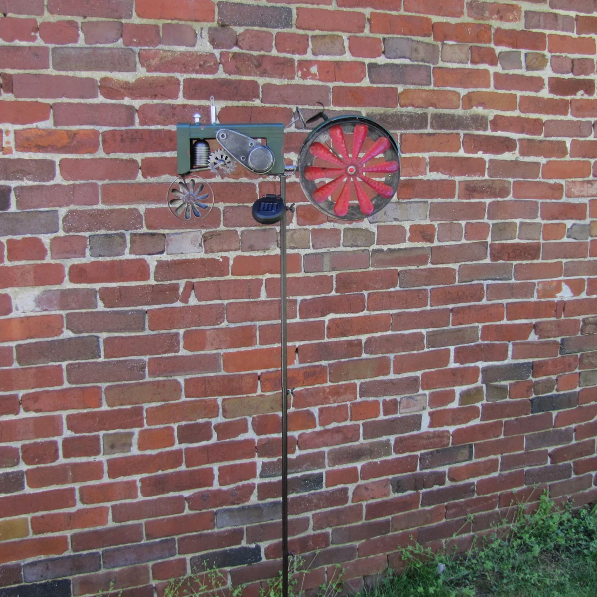 Solar Powered LED Light Garden Tractor Wind Spinner Lawn Ornament - Image 3