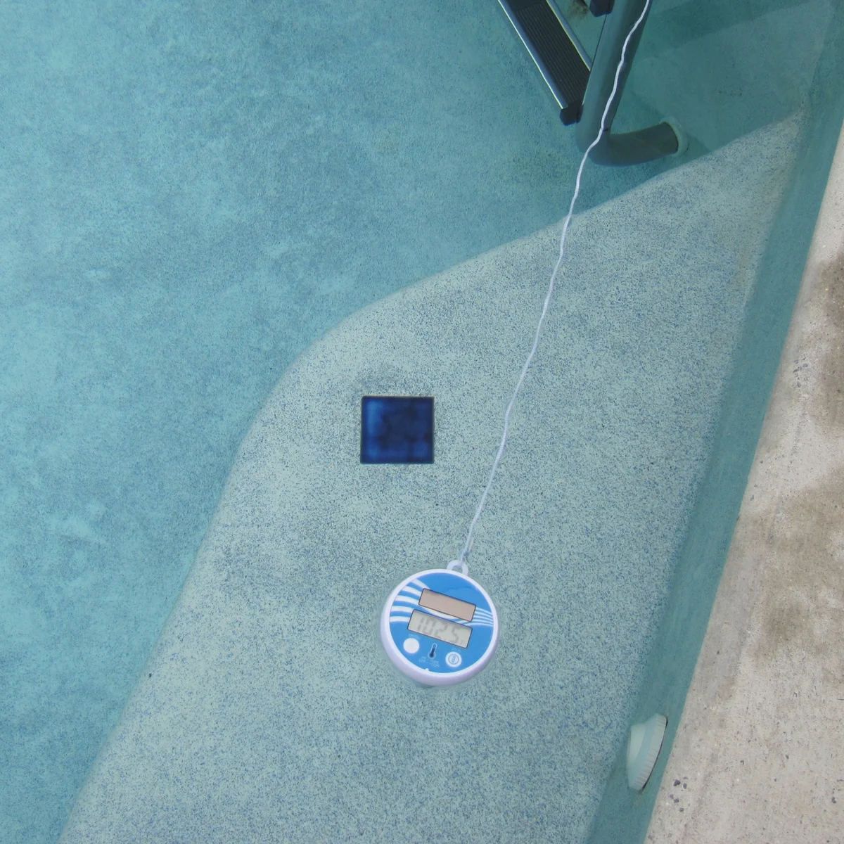 Swimming Pool Digital Thermometer Floating Easy Read Outdoor Temperature Gauge - Image 7