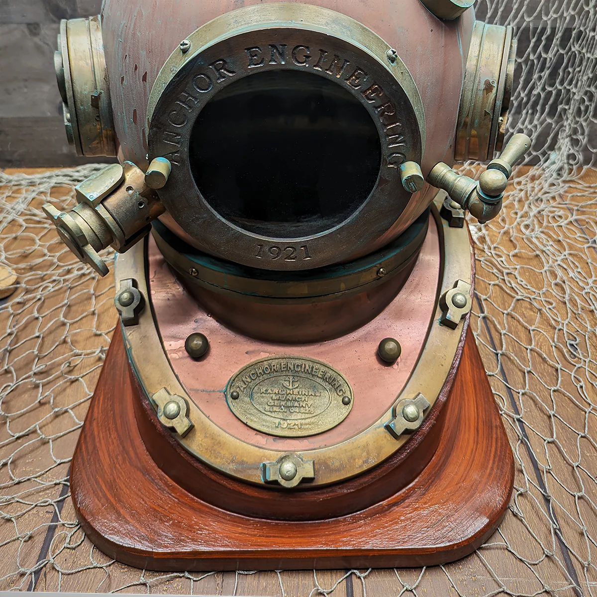 Wooden Scuba Dive Helmet Stand US Military Diving Gear Holder Home Office Decor - Image 5
